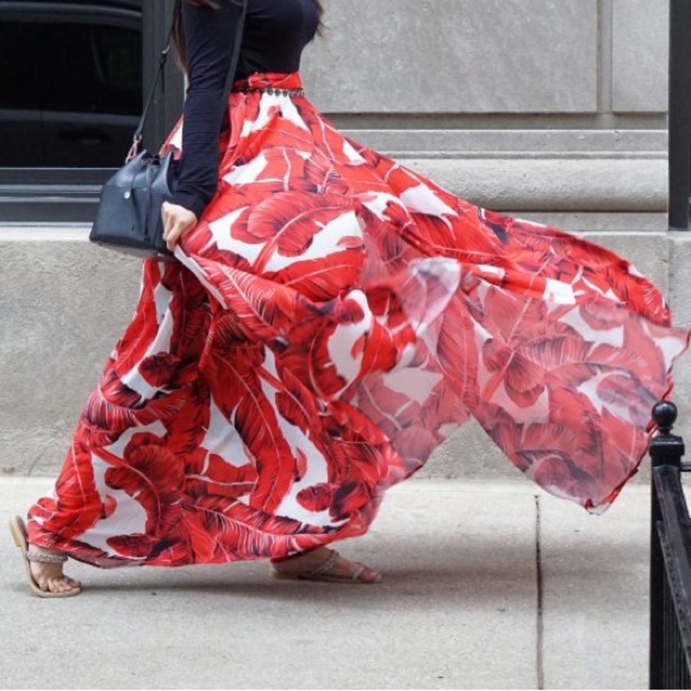 Akira Red Jungle Flowy Maxi Skirt - LARGE - Picture 7 of 12
